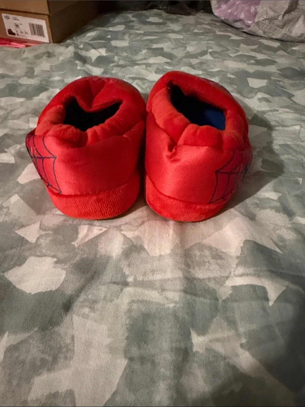 Marvel Red and Blue Spider-Man Kids Slippers NWOT